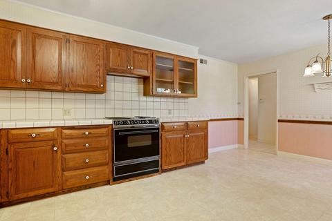642 Daisy Ave, Lodi, CA 95240 photo 9