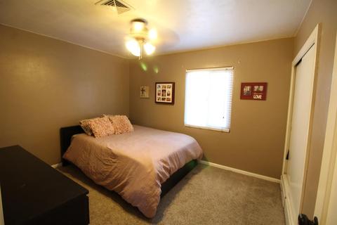 231 N Powers, Manteca, CA 95336 photo 13