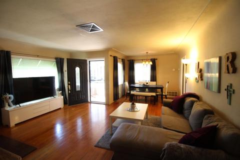 231 N Powers, Manteca, CA 95336 photo 6