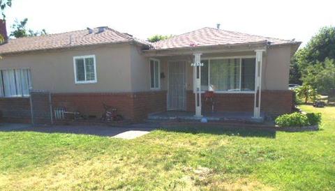 2305 Rose Ave, Ceres, CA 95307 photo 1