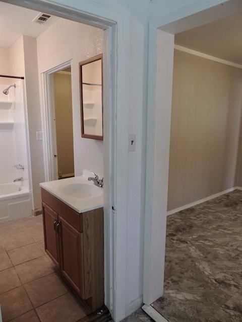 748 Nevada St, Manteca, CA 95337 photo 14