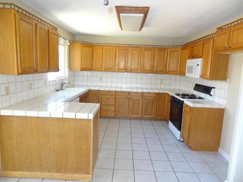 15180 6th St, Lathrop, CA 95330 photo 2