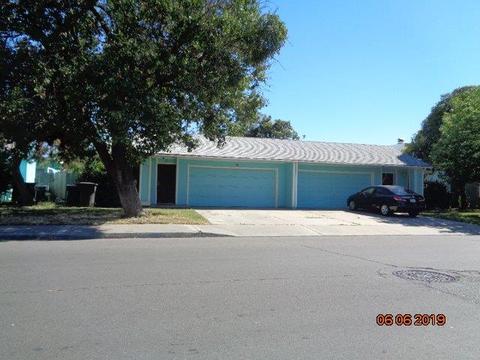 1830 Evergreen Ave, Modesto, CA 95350 photo 1