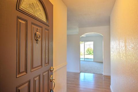 2014 Oldham Pl, Manteca, CA 95336 photo 3