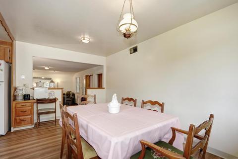 921 Douglas Ave, Davis, CA 95616 photo 12