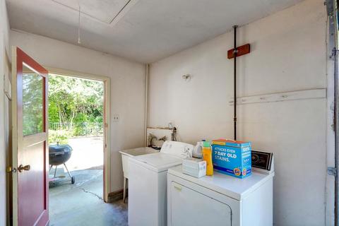921 Douglas Ave, Davis, CA 95616 photo 23