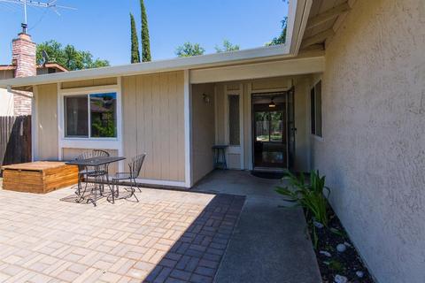 2576 Pinnacles Dr, Rocklin, CA 95677 photo 2