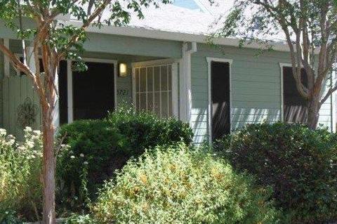 5721 Ivytown Ln, Carmichael, CA 95608 photo 1