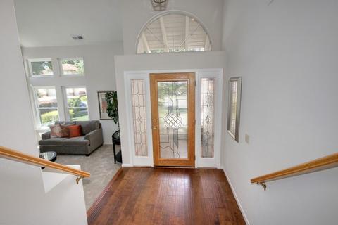 236 Baurer Cir, Folsom, CA 95630 photo 3