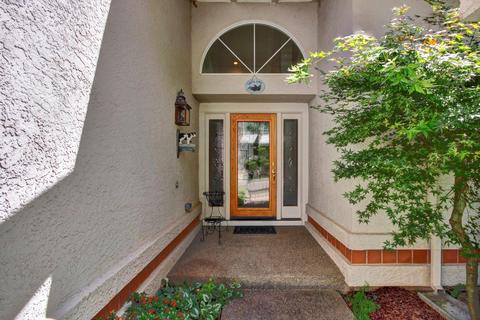 236 Baurer Cir, Folsom, CA 95630 photo 2