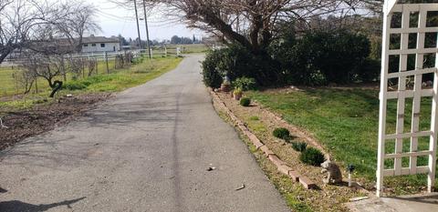 25252 N Watkinson Rd, Acampo, CA 95220 photo 2