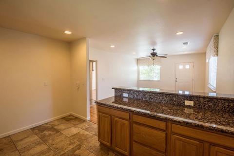 2221 6th St, Ceres, CA 95307 photo 8