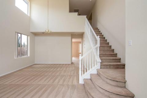 13500 Quartz Way, Lathrop, CA 95330 photo 2