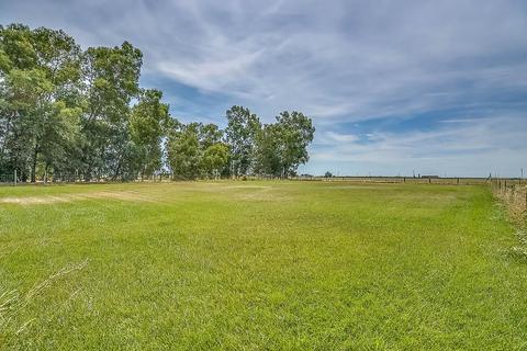 13878 Victor Rd, Lodi, CA 95240 photo 2