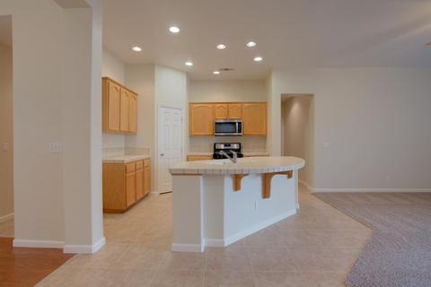 707 Pine Creek Ln, Patterson, CA 95363 photo 6