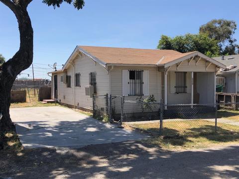 2829 N E St, Stockton, CA 95205 photo 1