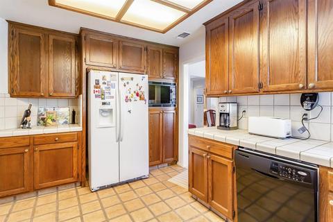 1721 Lakeshore Dr, Lodi, CA 95242 photo 12