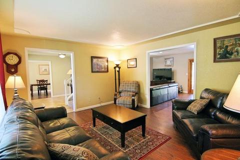 8763 Beechcrest Ct, Orangevale, CA 95662 photo 11