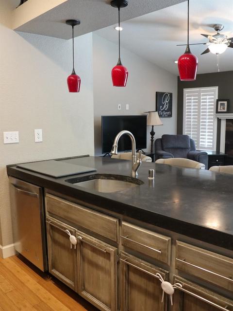 140 Dawn Cir, Galt, CA 95632 photo 4