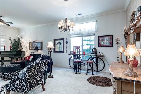 4308 Versailles Dr, Modesto, CA 95356 photo 7