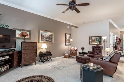 4308 Versailles Dr, Modesto, CA 95356 photo 9