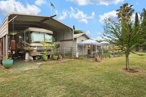 13341 E Live Oak Rd, Lodi, CA 95240 photo 2