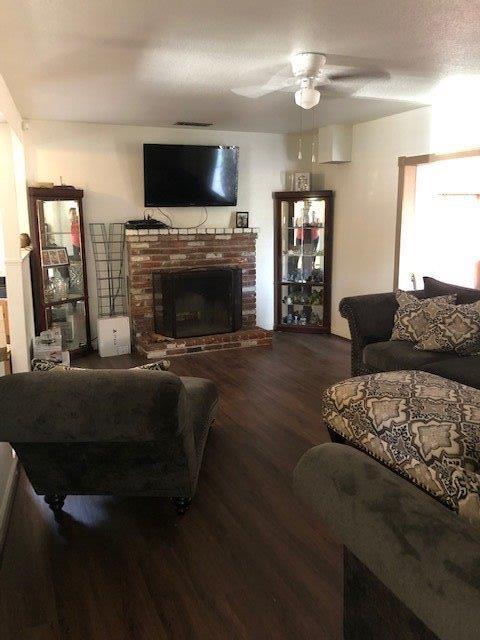 2302 Codding Dr, Modesto, CA 95350 photo 4