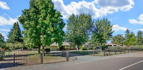 8560 E Kettleman Ln, Lodi, CA 95240 photo 1