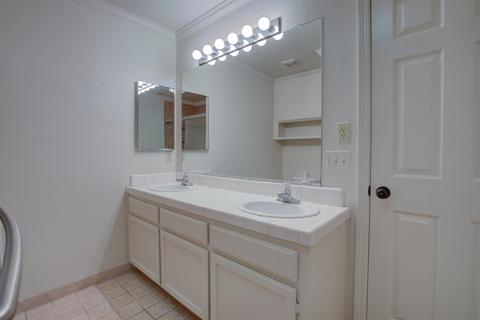 884 Cole Ave, Turlock, CA 95382 photo 30
