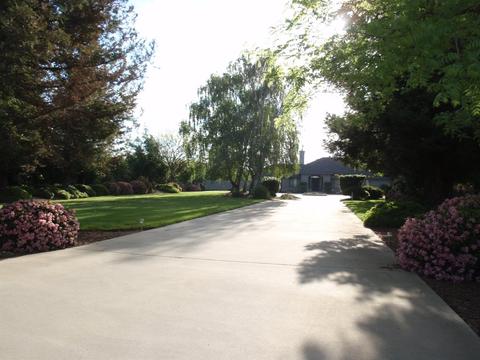 418 Fairland Ave, Modesto, CA 95357 photo 2
