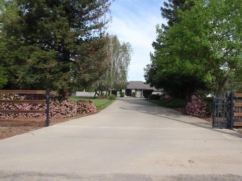 418 Fairland Ave, Modesto, CA 95357 photo 1