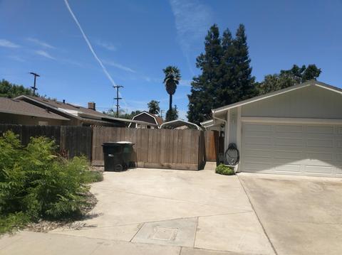 2333 Peppermint Dr, Modesto, CA 95355 photo 2
