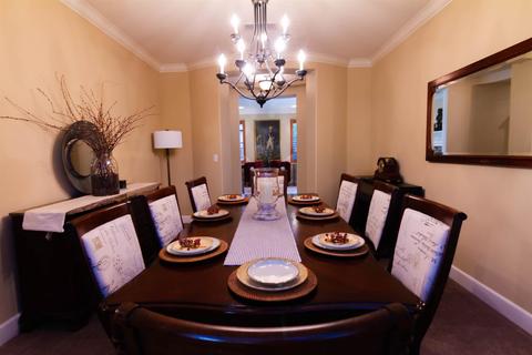 722 Barton Oaks Ct, Ripon, CA 95366 photo 8