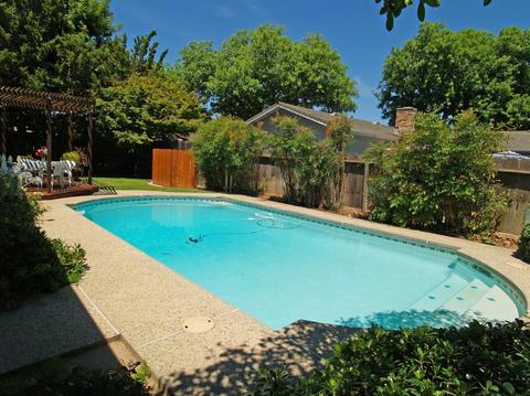 1308 Turquoise Dr, Modesto, CA 95355 photo 2