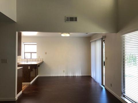 2528 Walnut Park Dr, Modesto, CA 95355 photo 3