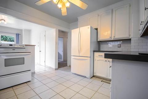 425 Hackberry Ave, Modesto, CA 95354 photo 9