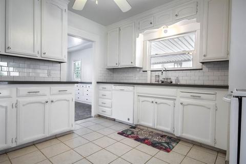 425 Hackberry Ave, Modesto, CA 95354 photo 8