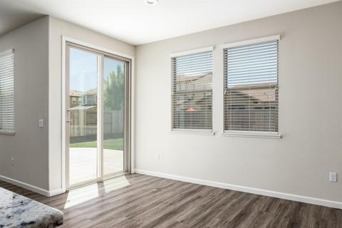 2132 Splendor Way, Modesto, CA 95357 photo 17