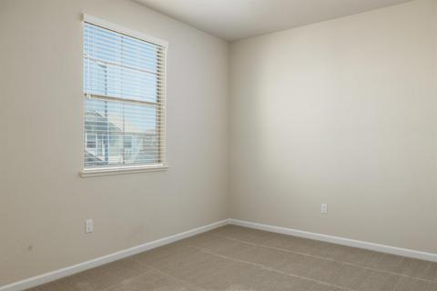 2132 Splendor Way, Modesto, CA 95357 photo 9