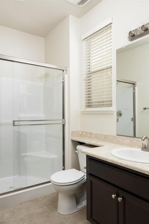 2132 Splendor Way, Modesto, CA 95357 photo 6