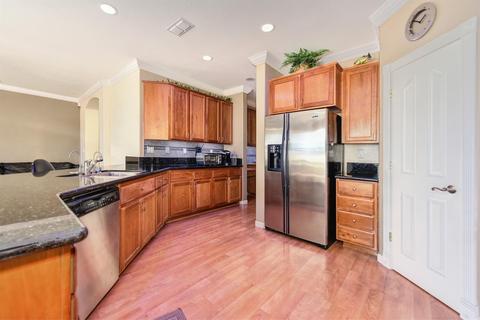 508 Gresham Ct, Roseville, CA 95747 photo 4
