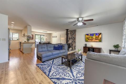 1230 Cebu Ln, Placerville, CA 95667 photo 4