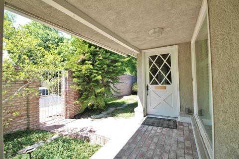 2410 College Ave, Modesto, CA 95350 photo 3