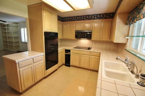 2410 College Ave, Modesto, CA 95350 photo 13