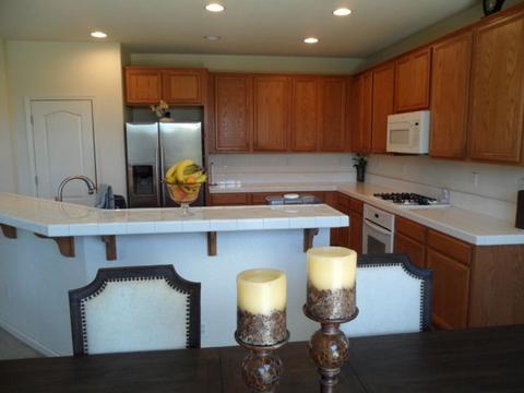 230 Crescent Moon Dr, Lathrop, CA 95330 photo 2