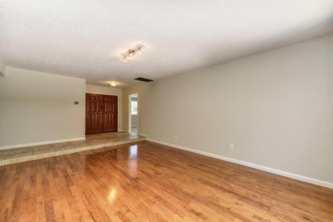 4760 Oak Twig Way, Carmichael, CA 95608 photo 10