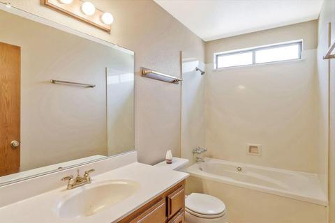 4702 N Granada Ln, Linden, CA 95236 photo 13