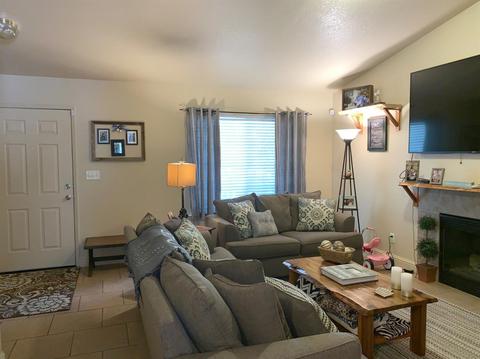 445 Tucolay Ct, Merced, CA 95341 photo 4
