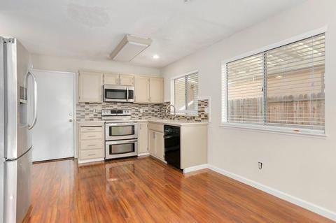 561 Leamon St, Tracy, CA 95376 photo 9