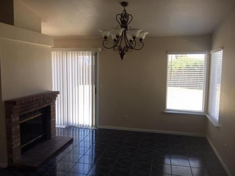 1588 Lariat Ln, Olivehurst, CA 95961 photo 8